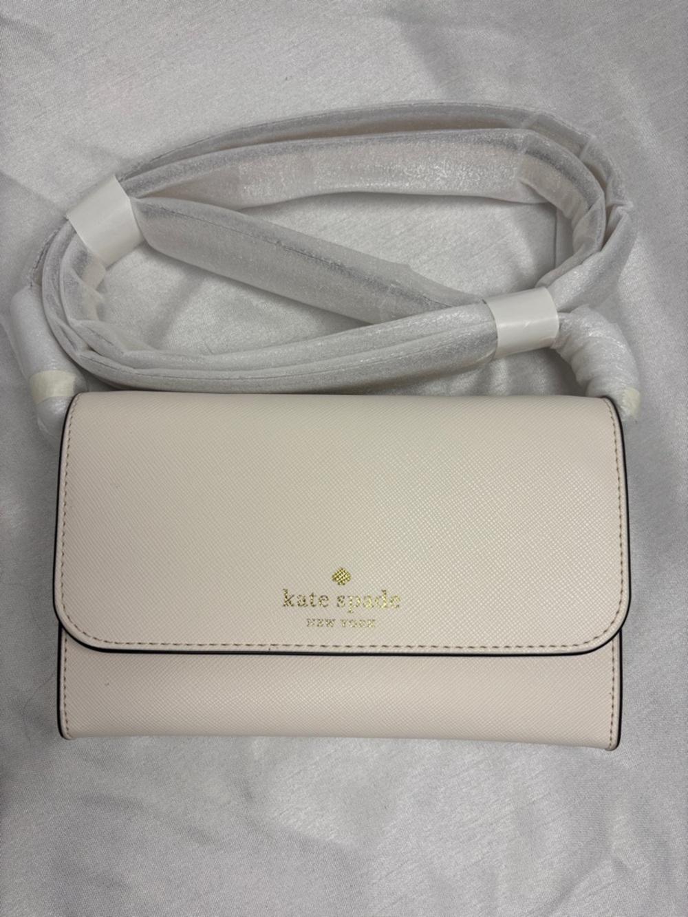 kate spade White Leather Crossbody Wallet Bag NWT 🐇